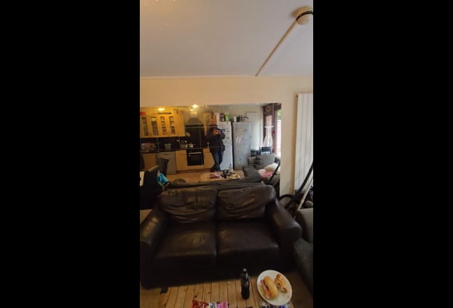 Room in a Shared House Main Photo