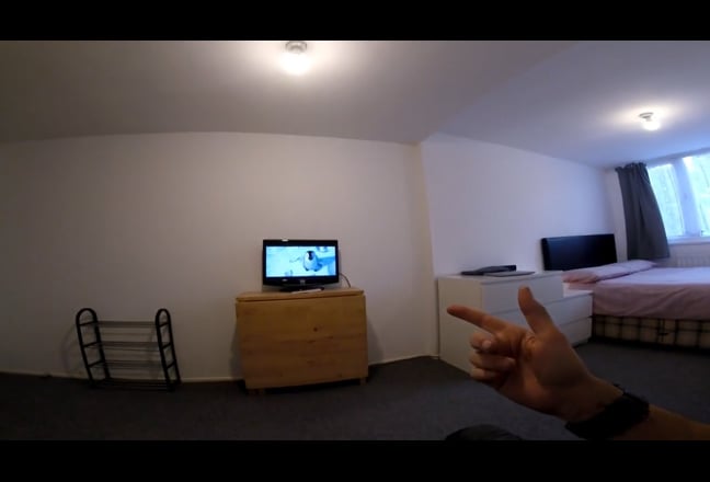 Video 1: Room 1 - Very Large Ensuite