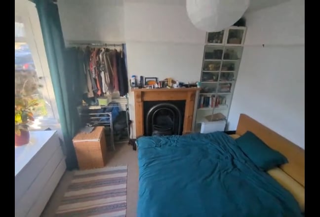 Lovely double room for rent in shared house. Main Photo