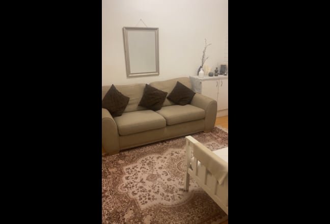 Amazing furnished separate room available females  Main Photo
