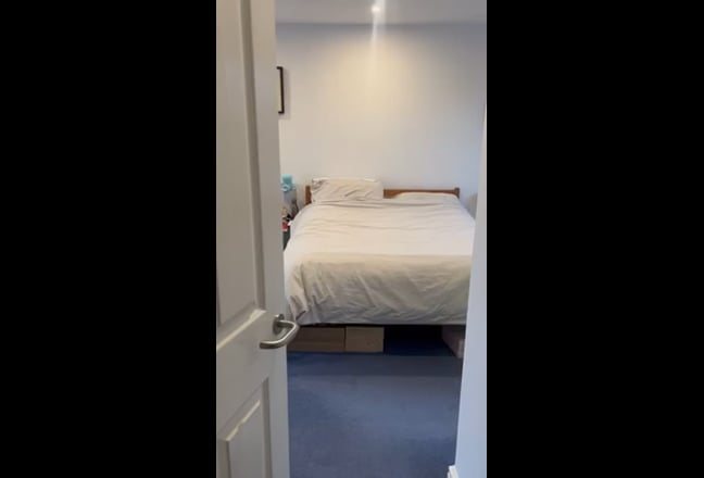 Large Ensuite Double In Family home in Bishopston Main Photo