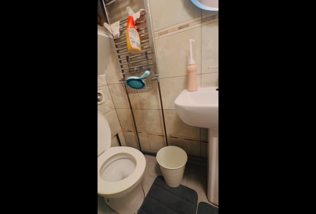 En-suite/ double room , studio/ bedsit  Main Photo
