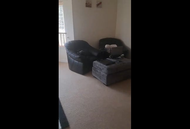 Spacious En-suite room to rent in Glasgow, G32 Main Photo