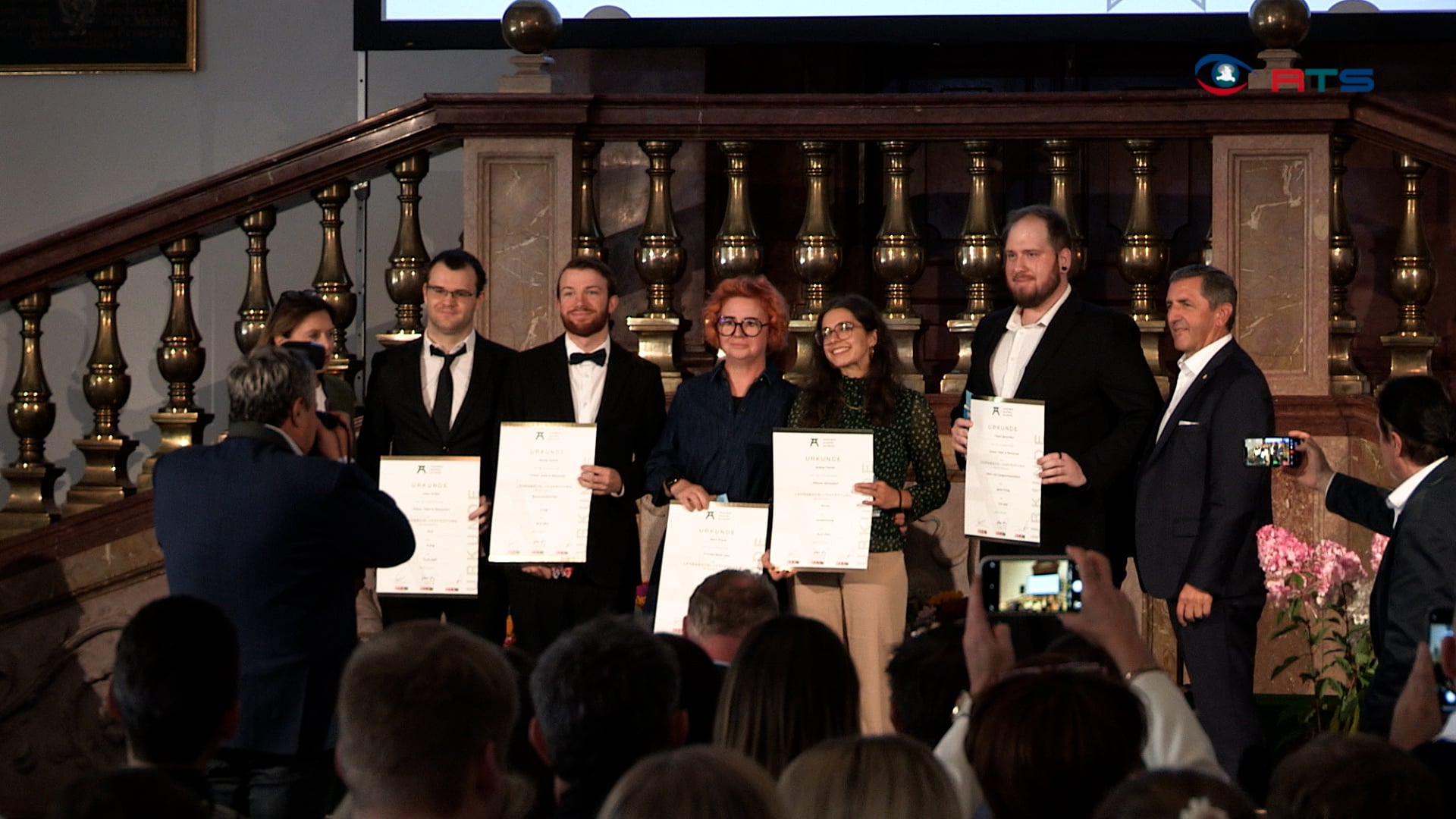 200-absolventen-feiern-abschluss-beim-fest-der-touristischen-lehre