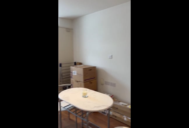 Spacious 1 Bed Flat Main Photo