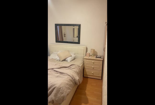 Amazing furnished separate room available females  Main Photo