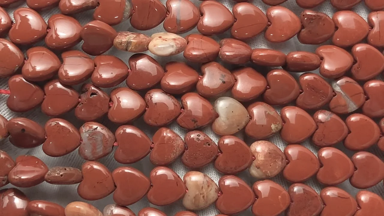 レッドジャスパー 縦穴ハート6×6mm 1連｜天然石ビーズの卸問屋・通販