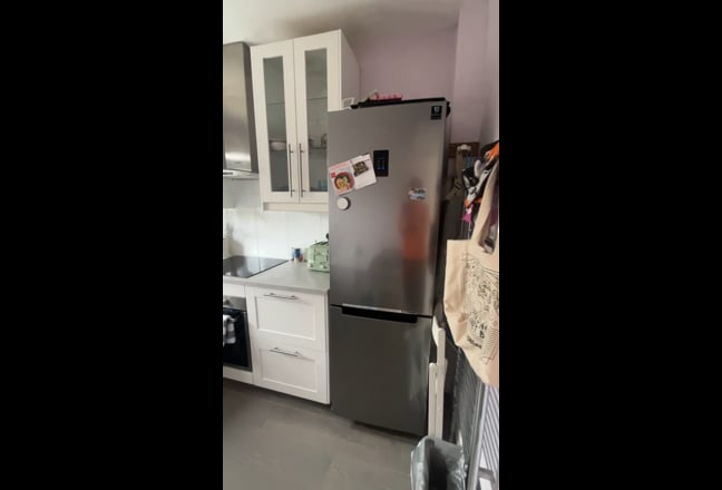 Clean  & Clam home with Ensuite -NW10  Neasden Main Photo
