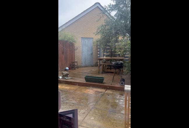Fabulous large large room walking to station + Main Photo