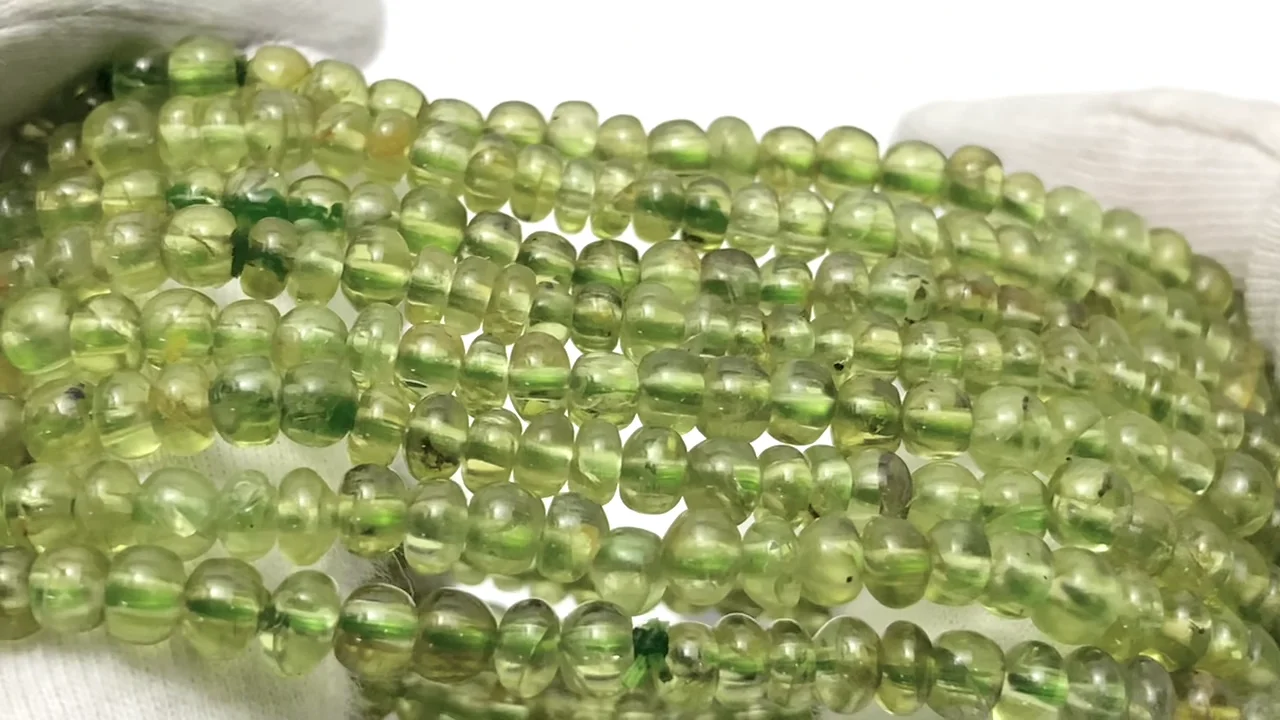 ペリドット ロンデル（ボタン）4×4×2mm ブレスレット｜天然石ビーズの