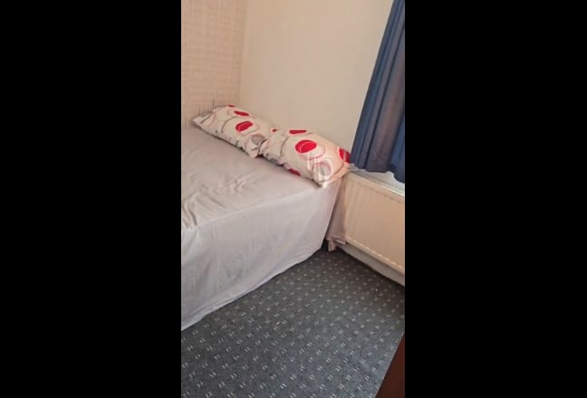 Only One Room Left- £405 per Month Main Photo