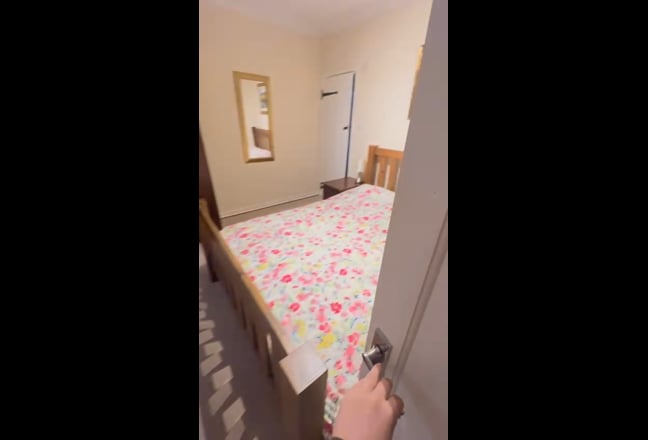 Spacious, en-suite double room Main Photo
