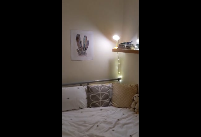 Room to Rent in Newington Main Photo