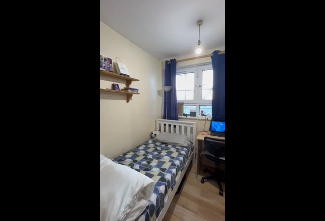 Single Room Available for Sublet Main Photo