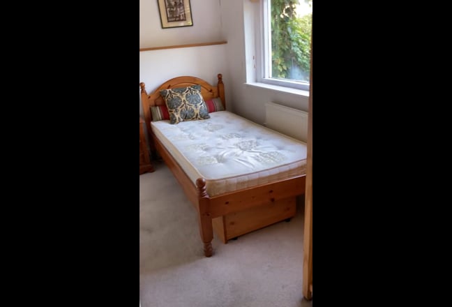  Quiet single room with view of garden Main Photo