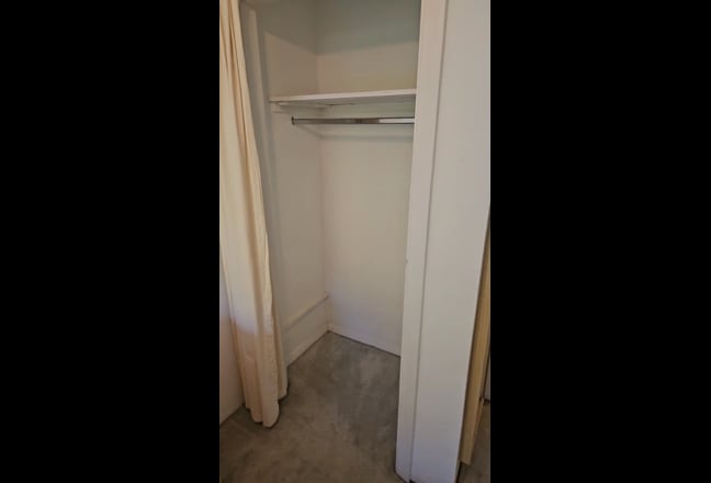 Short Term Room In Calm, Light and Warm Flat Main Photo