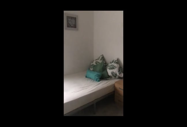 Double en-suite rooms in a lovely House share Main Photo