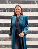 Vídeo: Kimono largo de terciopelo azul petróleo Vídeo: Kimono largo de terciopelo azul petróleo