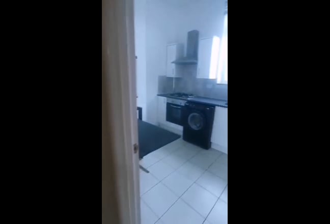 Cozy Room for Rent in London  Main Photo