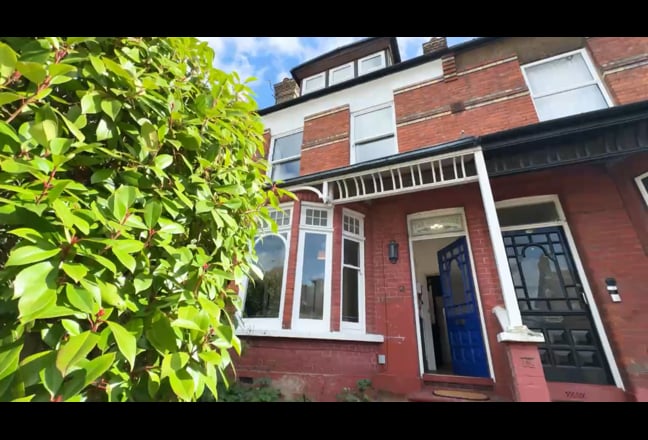 BRAND NEW studio & en-suite rooms in Gravesend Main Photo