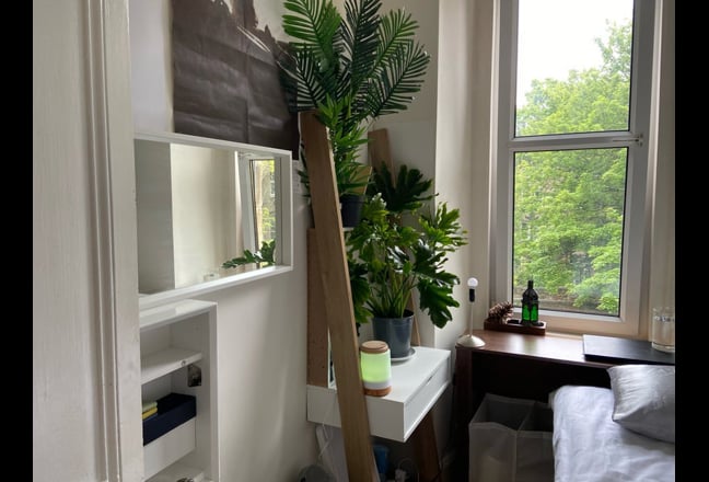 Meadows,Friendly Single Room, All Bills,  Main Photo