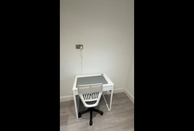 1 bed available  Main Photo