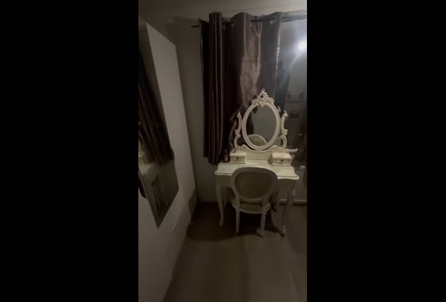 A  beautiful double room for rent suits a  female  Main Photo