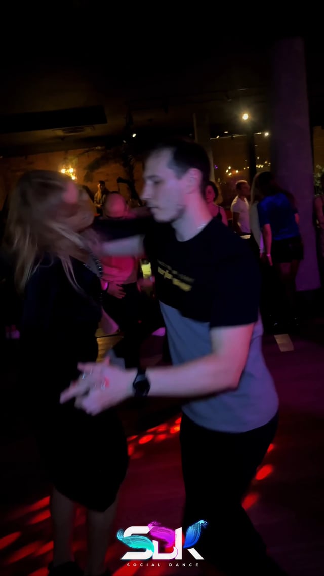 Наталья Рыжик. Сальса и Бачата в Москве. Студия Ивара