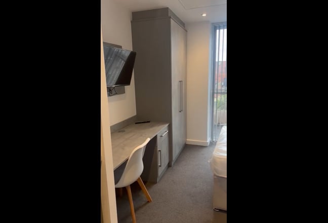High Spec 1 Bedroom Studios for Oct & Nov Main Photo