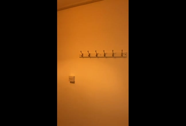 Newly Flat - Couples Welcome + No Deposit! Main Photo
