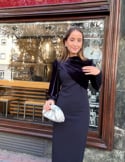 Vidéo: Robe d'invité midi bleu marine avec nœud Vidéo: Robe d'invité midi bleu marine avec nœud