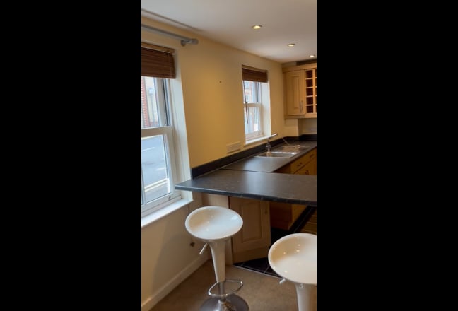 Two Bed Flat 15Min Walk Musgrove Park Hospital Main Photo