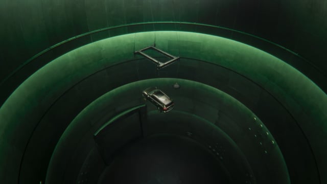 Škoda Enyaq Car Dropping