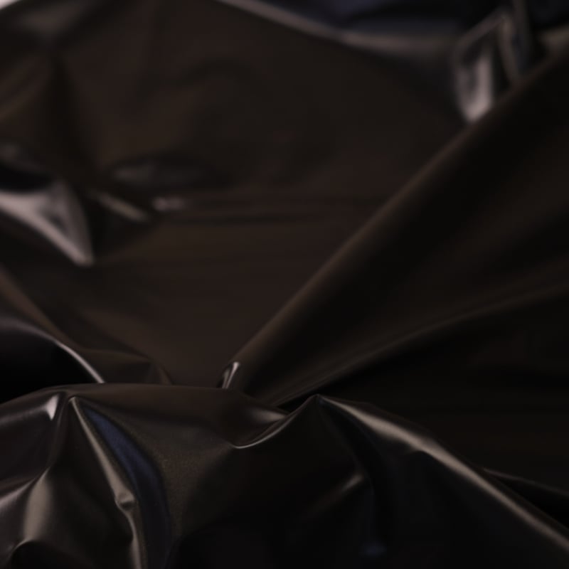 Vidéo: Tissu imperméable léger - Noir