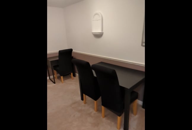 Ensuite single and living room  Danescourt Cardiff Main Photo