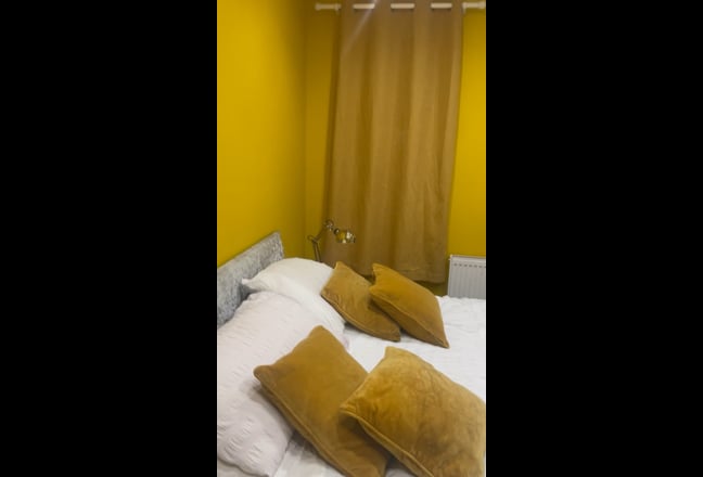 En-suite room, Droylsden, 15mins to City/ctr Main Photo