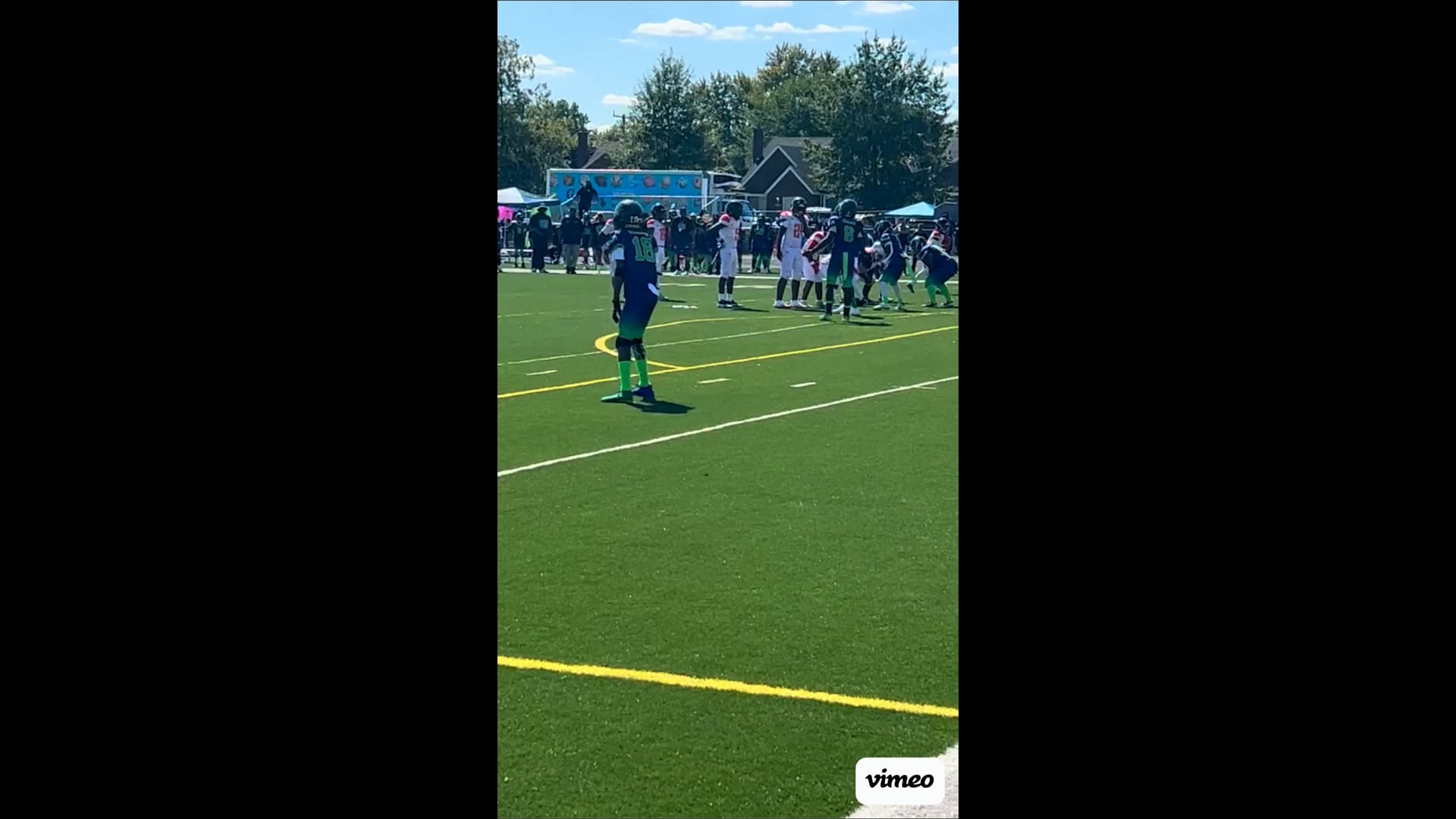 SCREEN, SPLIT 2/ STIFF ARM AND SCORE 2nd TD