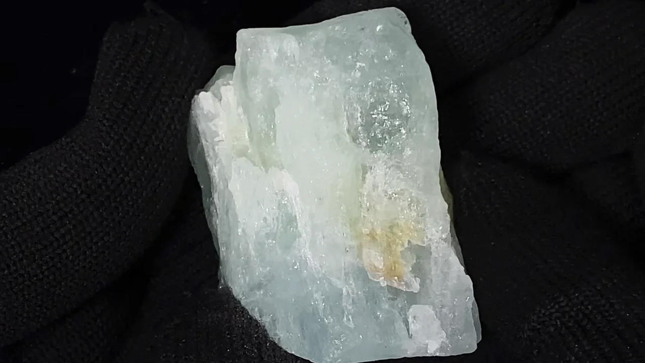 動画】【1点もの】ヒマラヤアクアマリン ラフロック(原石) 1個 NO.14