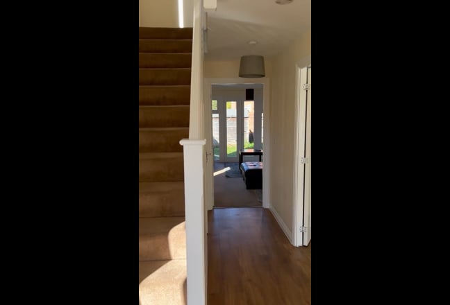 Lovely single  room in MAYBUSH £525pm with cleaner Main Photo