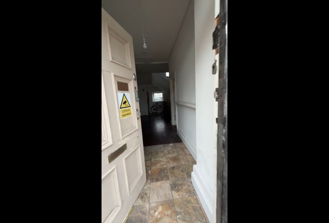 Large Double Room En-Suite 📍TW13  Main Photo