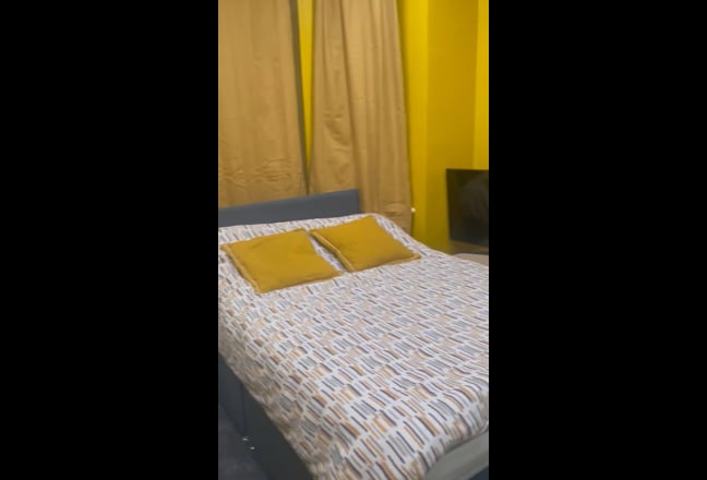 En-suite room, Droylsden, 15mins to City/ctr Main Photo