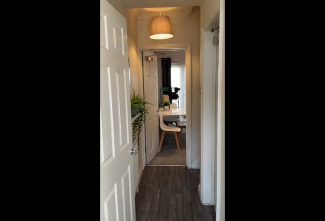 Large  double  room in great central location  Main Photo