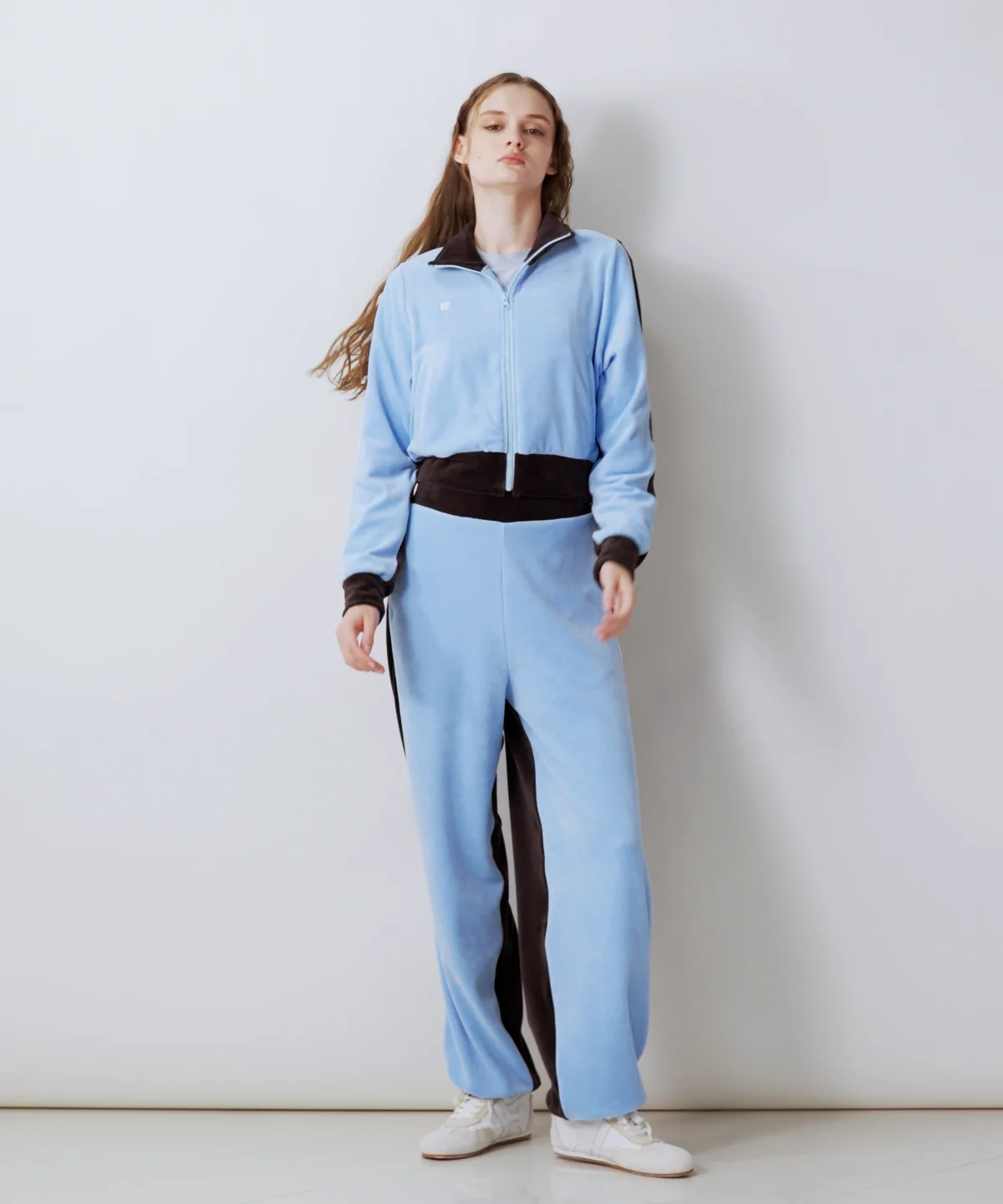 Ado よだか ファッショナブル トラックジャケット 大 （XL）バッジ付