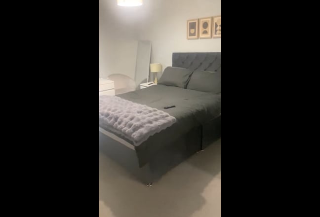 Double room with en-suite  Main Photo