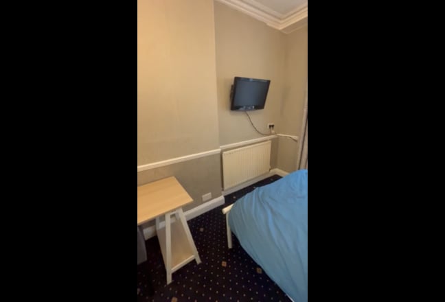 Paddington Station En-suite Room #9 Main Photo