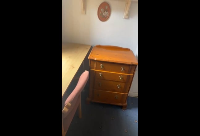 ✨ Room in Headington – Females Only   Main Photo