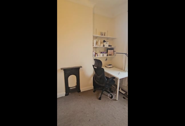 Double Room for Rent – All Bills Included Main Photo