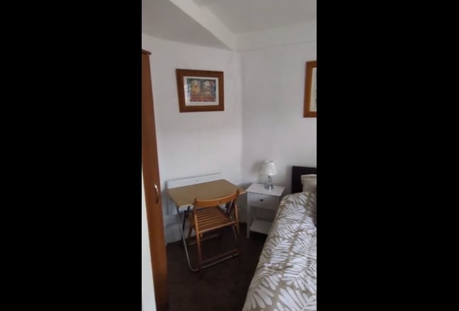 Single Room in Kensington | All bills included  Main Photo