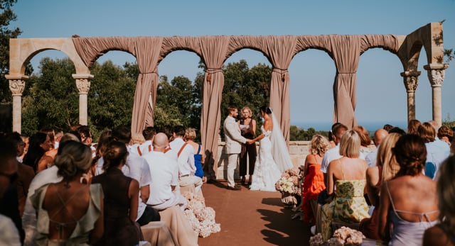 Video wedding in Roman ruins