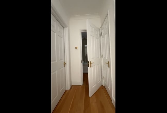 Earl’s Court room to let Main Photo